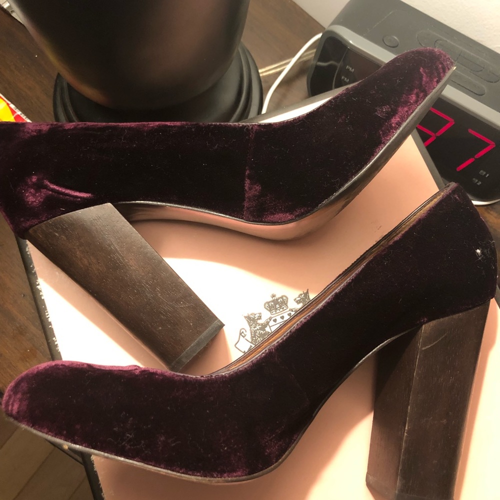 Juicy Couture purple velvet heels. New. Size 10